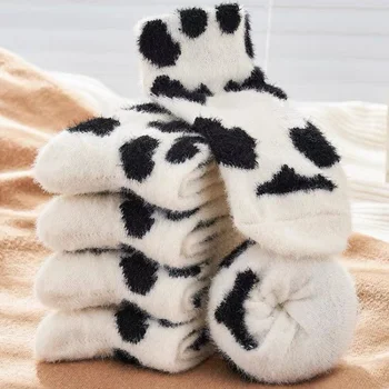 Οι Γυναίκες Το Χειμώνα Συγκεχυμένες Κάλτσες Παντοφλών Βελούδου Ζεστό Αστεία Κινούμενα Σχέδια Αγελάδα Εκτύπωσης Kawaii Κάλτσες Harajuku Χαριτωμένο Ζώο Συμπυκνωμένη Πάτωμα Ύπνο Κάλτσα